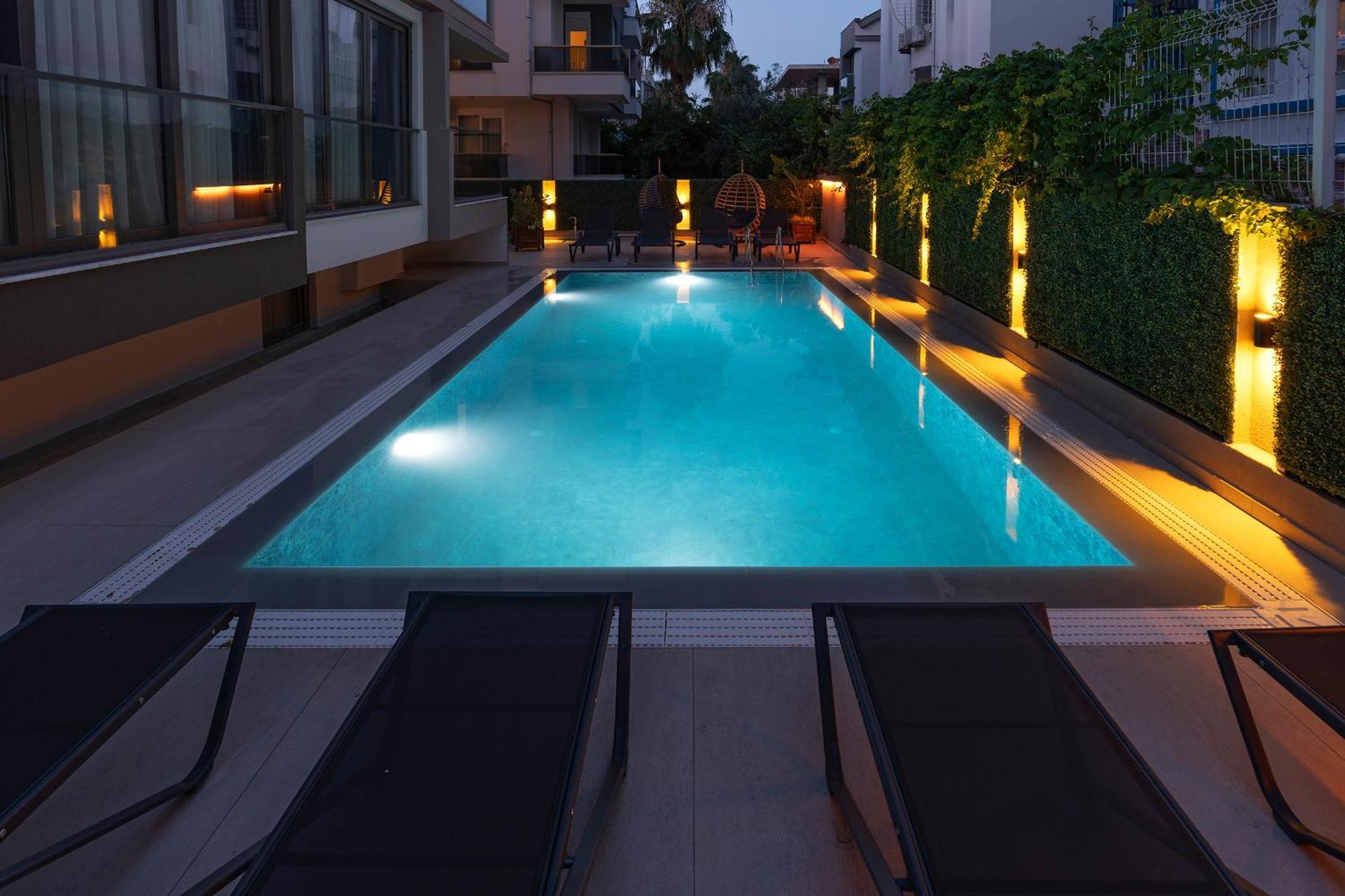 Doqu Suites Hotel Antalya Exterior photo