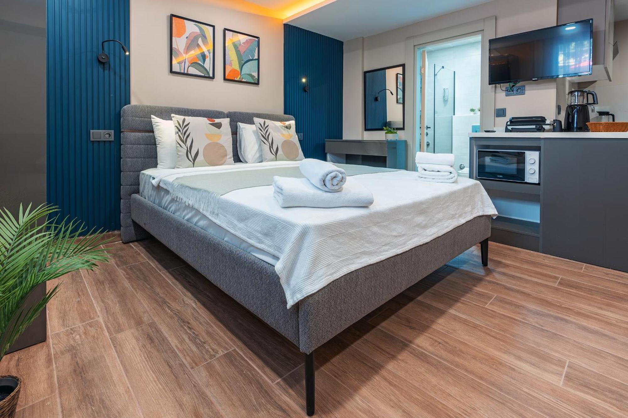Doqu Suites Hotel Antalya Exterior photo